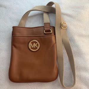 Michael Kors Crossbody